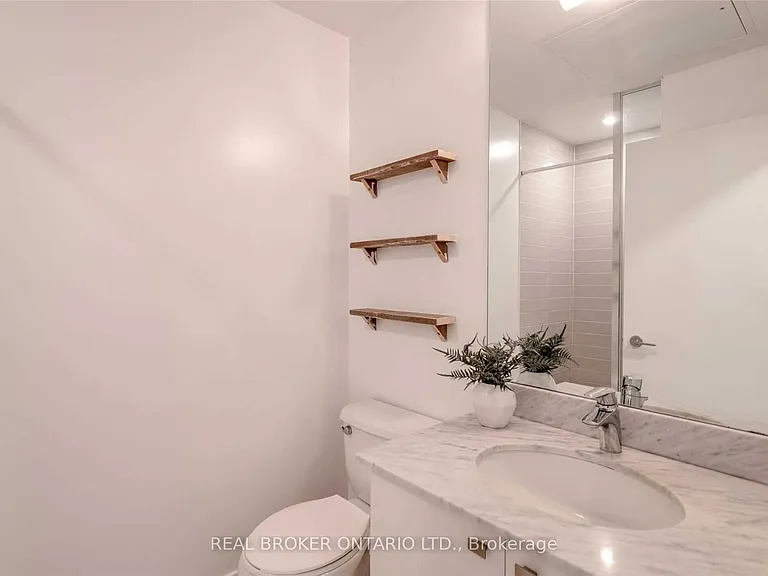 51 E Liberty St #1114 — Photo 6
