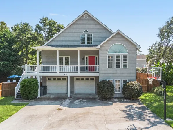 601 Rocky Mount Avenue, Carolina Beach, NC 28428