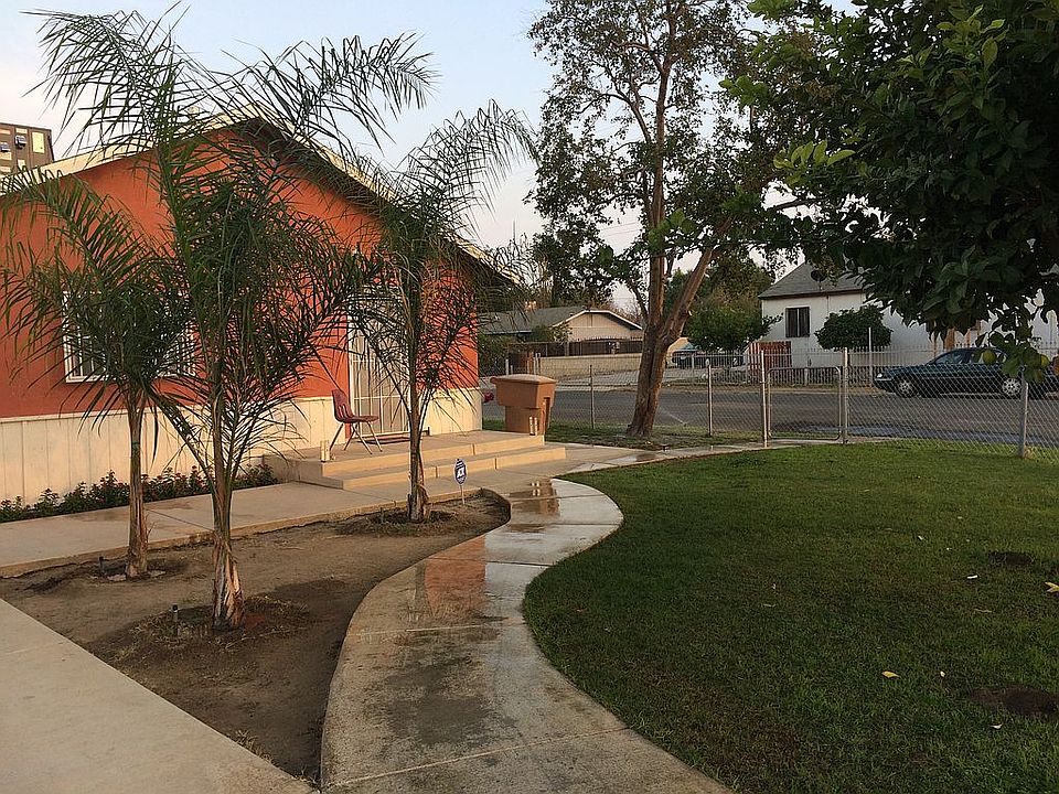 701 Monticello Ave, Bakersfield, CA 93307 Zillow