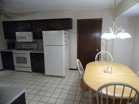 4th image of 5585 Palisades Pkwy