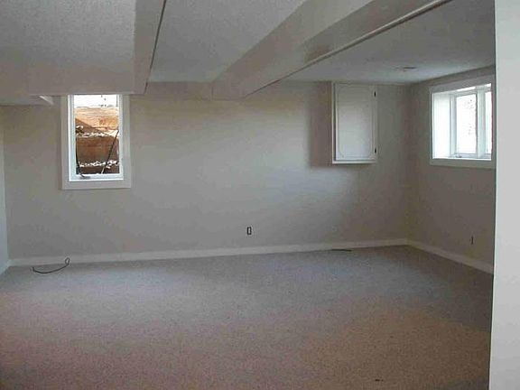 Generous Living & Dining