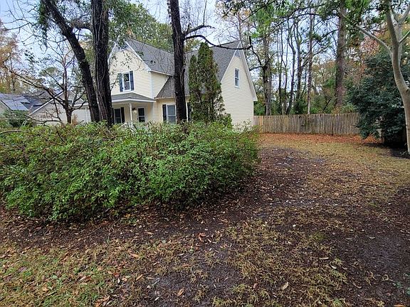 3rd image of 720 Bracken Fern Dr