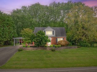 2235 Rock Springs Rd, Kingsport, TN 37664