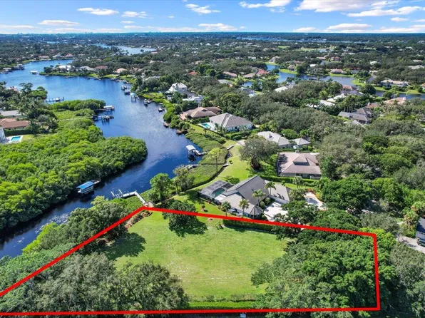 18021 SE Laurel Leaf Lane, Jupiter, FL 33469