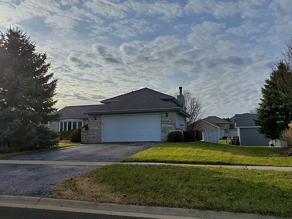 2nd image of 2665 Kingsway Ave