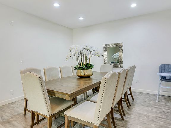 4th image of 17312 Lee Cir