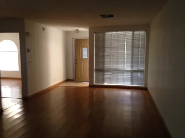 7041 Doug Deaner Ave Unit 102, Las Vegas, NV 89129