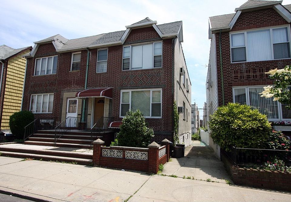 1st image of 55 Bay 7 St