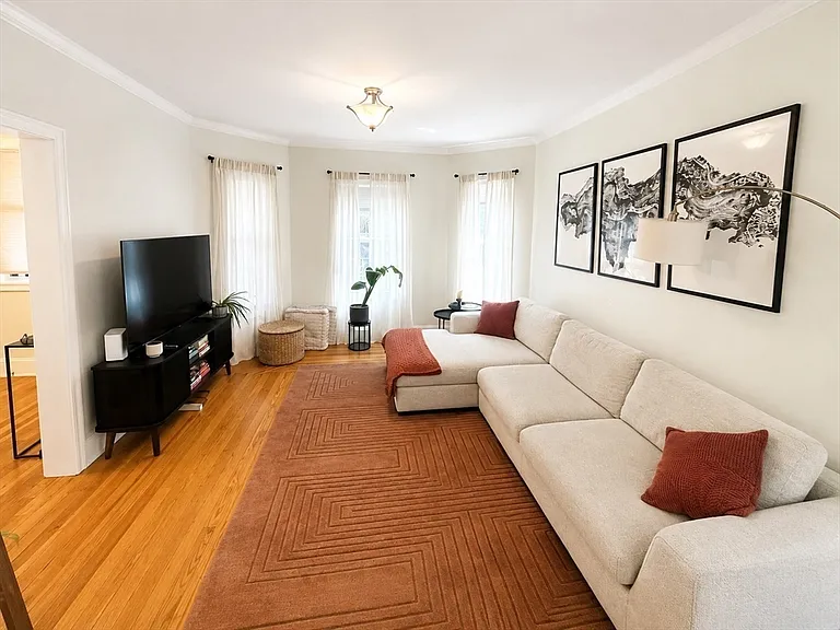 94 Josephine Ave #1 — Photo 3