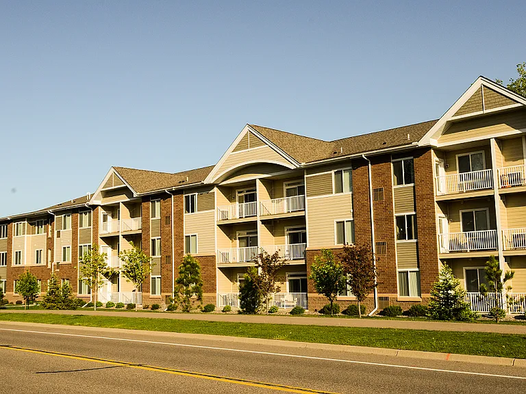 Lakeville Woods — Photo 15