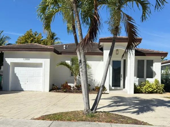 12588 SW 121st Ave, Miami, FL 33186