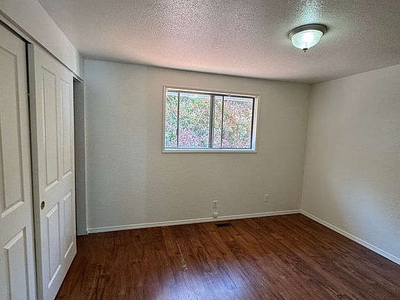 5th image of 2769 W Lorraine Ave
