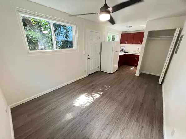 1304 Matlock Ave, Honolulu, HI 96814