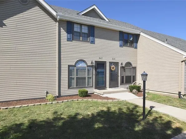 243 Stonebridge Ln, Smithville, MO 64089