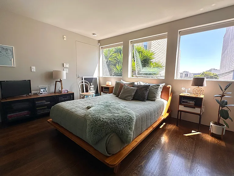 1029 Natoma St #2 — Photo 8