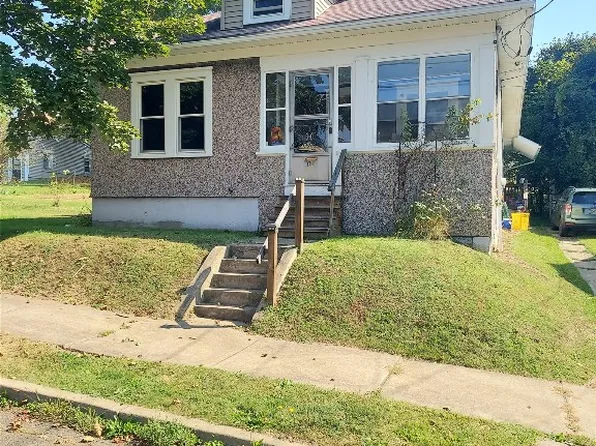 104 & 106 Taft Ave, Endicott, NY 13760