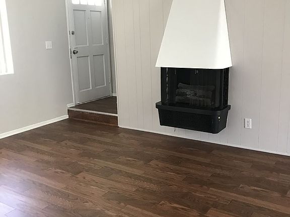 3rd image of 3614 Del Amo Blvd APT 3