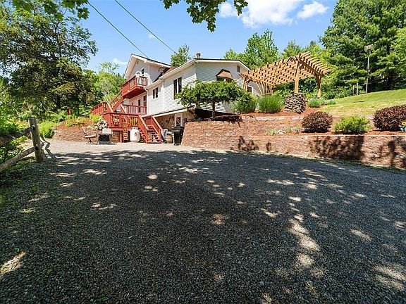 2nd image of 30 Sawyer Dr