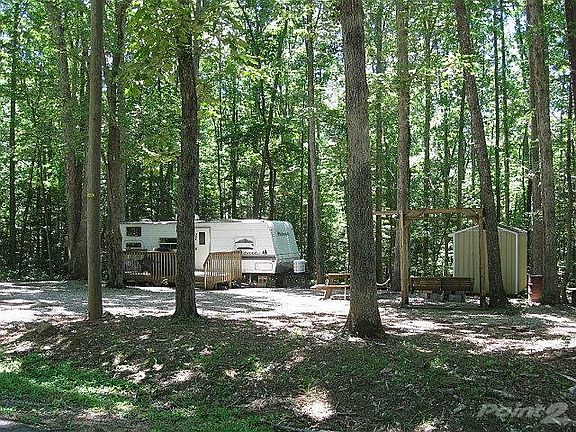 Such a pretty, woodsy property!