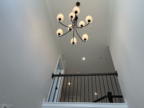 2nd image of 3458 Crandall Ave