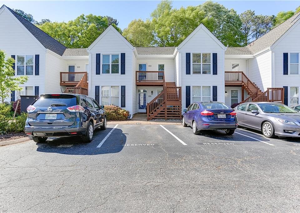 1st image of 923 Ironwood Dr