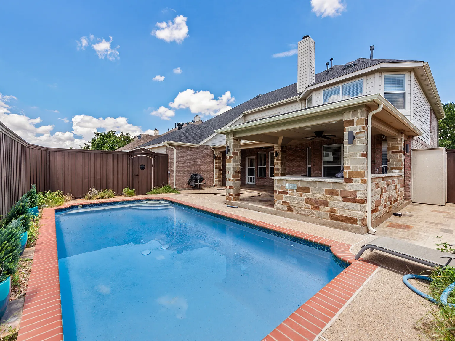 3532 Dripping Springs Dr — Photo 2