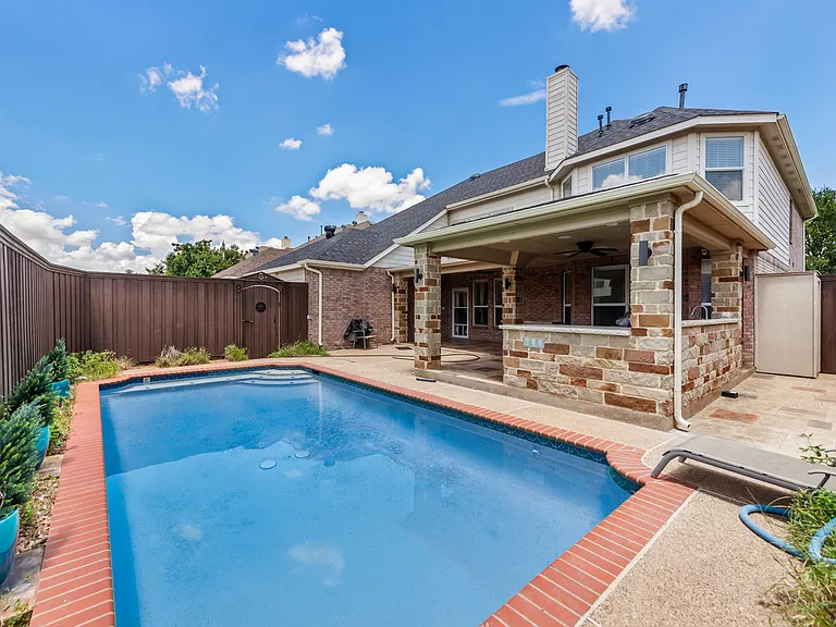3532 Dripping Springs Dr — Photo 2