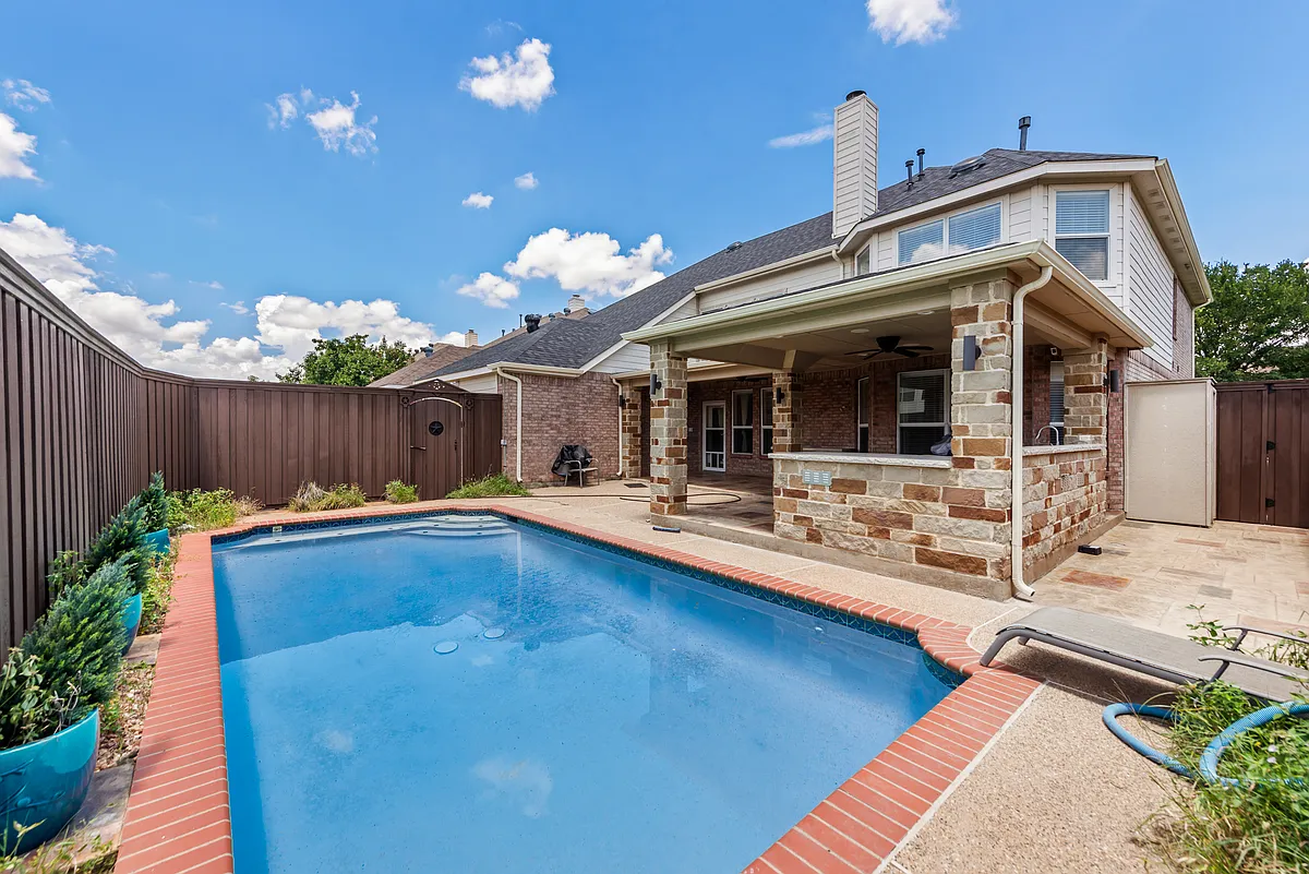Building Photo - 3532 Dripping Springs Dr