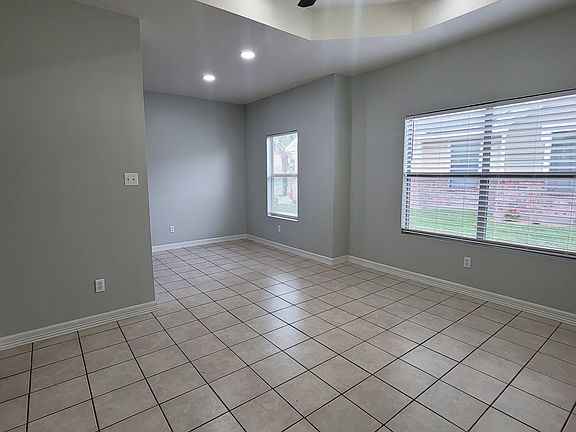 3rd image of 503 E 3rd St APT 4