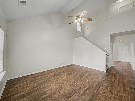 5th image of 1111 Auburn View Ln