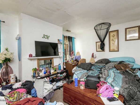 louisville-kentucky-2082374346 picture