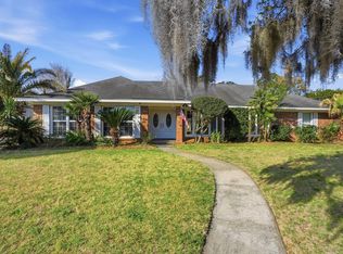 9 Inglesby Ct, Savannah, GA 31406