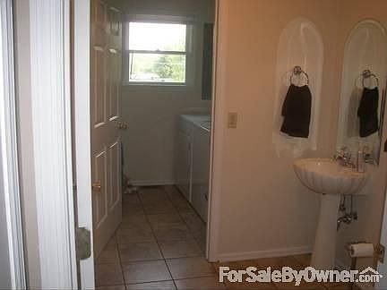 Beautiful Entryway with Closet