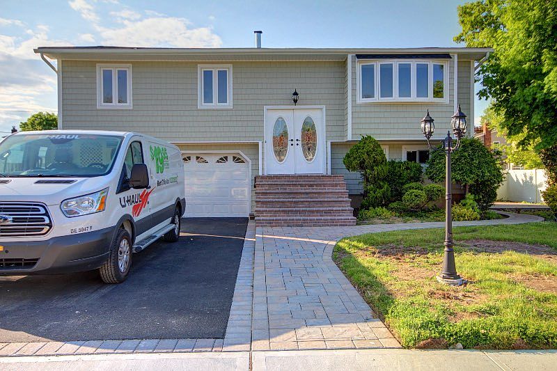 1st image of 272 Cameo Ct