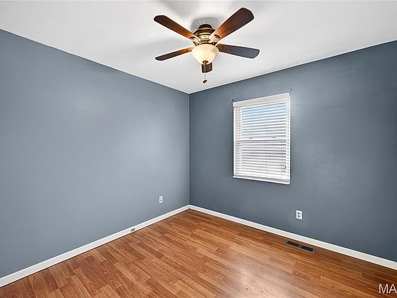 5th image of 2715 Creekwood Manor Ln