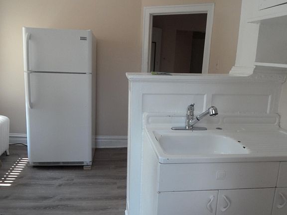 5th image of 1237 W North Shore Ave APT 1D