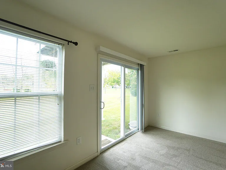 431 Williamson Ct — Photo 7