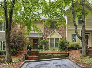 138 River Ridge Ln, Roswell, GA 30075