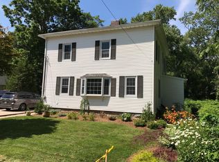 24 Cross St, Westerly, RI 02891