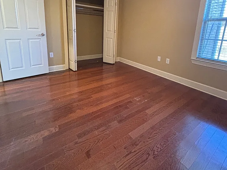 Renaissance Pointe Parkland Heights — Photo 41