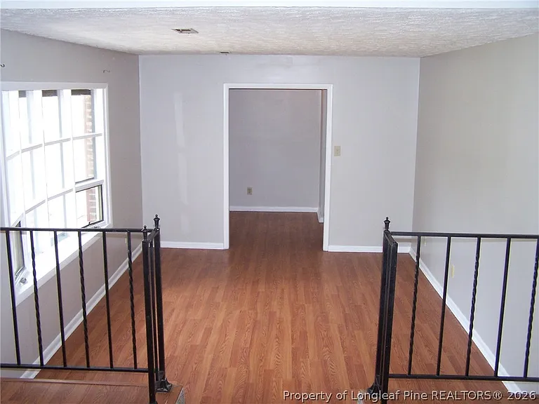 6813 Brush Creek Rd — Photo 10