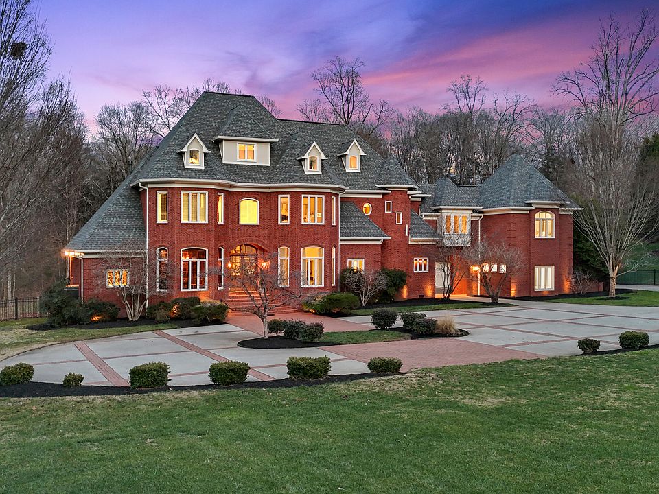 1st image of 8831 Forest Creek Ln