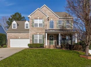 6867 Lakecrest Ct, Denver, NC 28037