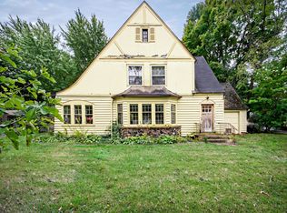 590 W Napier Ave, Benton Harbor, MI 49022