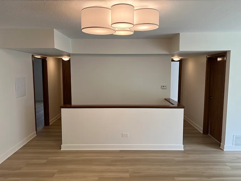2416 W Foster Ave #1N — Photo 10