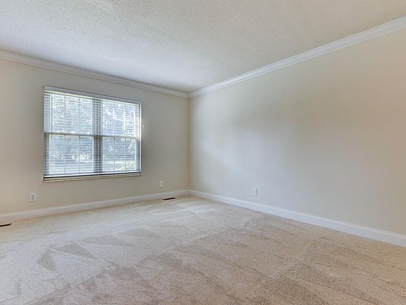 2nd image of 8820 Gatwick Dr