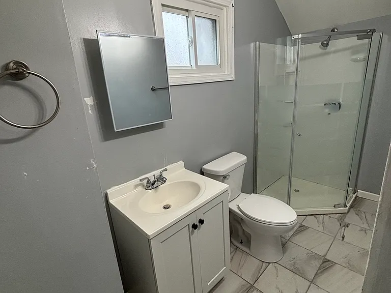 1914 Stone St #2 — Photo 7