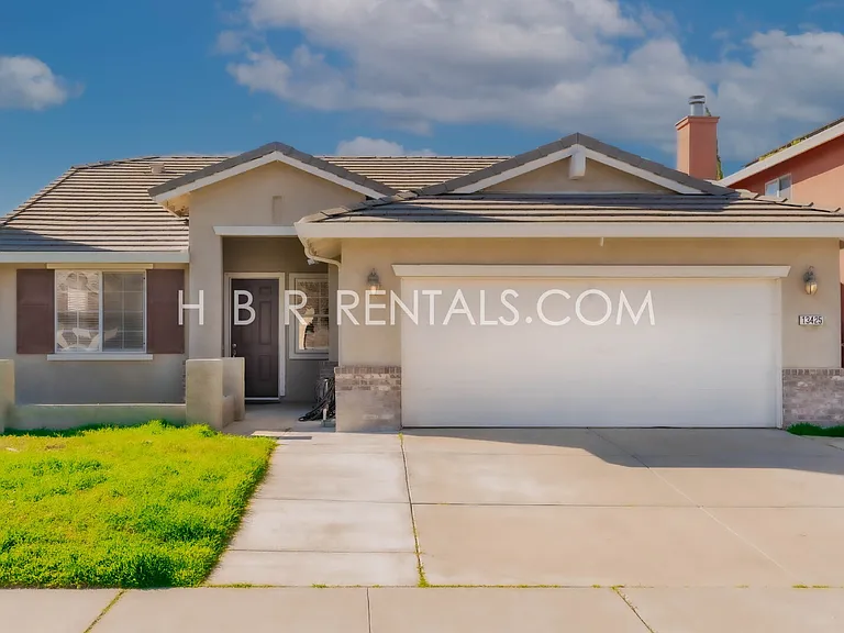 13425 Forestwood Way — Photo 1