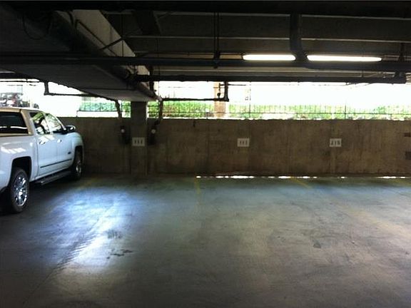 4th image of 6255 W Northwest Hwy APT 111