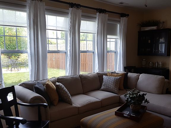 Privacy and sheer combo shad